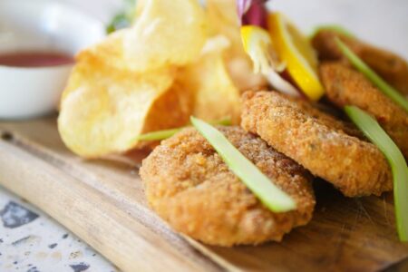 Fiskefrikadeller: En Smakfull og Allsidig Delikatesse